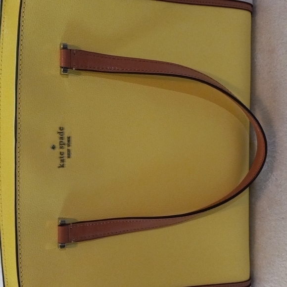 Kate Spade Patterson Drive Geraldine in Limelight w/ Matching Kate Spade Wallet - Picture 11 of 16